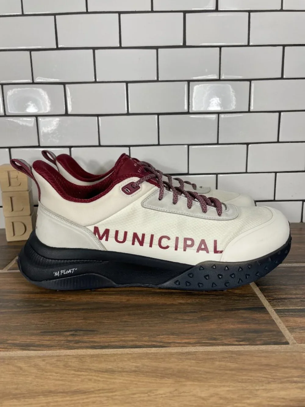 Municipal Sportcross ATG Golf Shoes Mens 11 Natural Cardinal Spikeless Sneakers